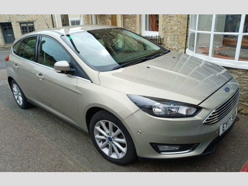 Ford Focus  1.0T EcoBoost Titanium Hatchback 5dr Petrol Manual