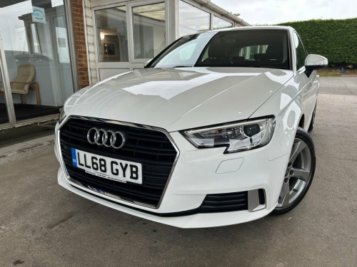 Audi A3  1.0 SPORTBACK TFSI SPORT 5d 114 BHP LEATHER SEATS,