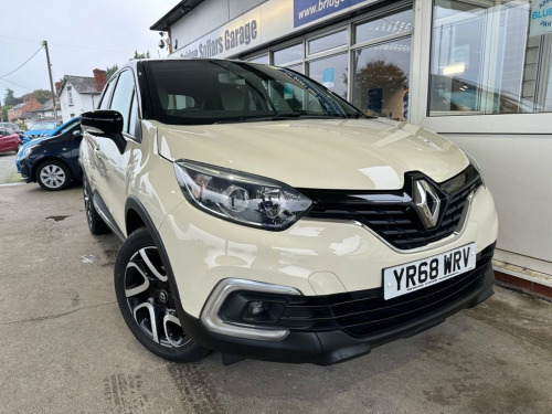 Renault Captur  0.9 0.9 TCe ENERGY Iconic SUV 5dr Petrol Manual Eu