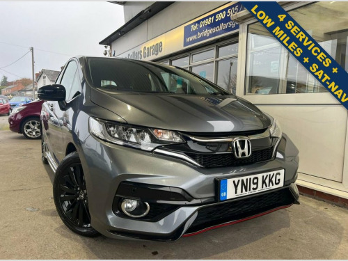 Honda Jazz  1.5 i-VTEC Sport Navi Hatchback 5dr Petrol Manual 