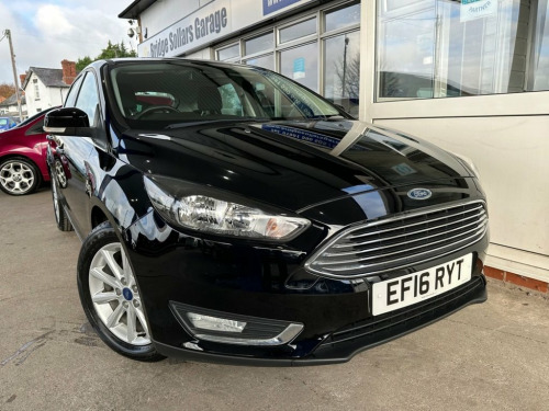 Ford Focus  1.0T EcoBoost Titanium Hatchback 5dr Petrol Manual