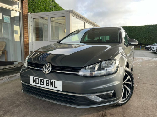 Volkswagen Golf  1.6 TDI Match Hatchback 5dr Diesel Manual Euro 6 (