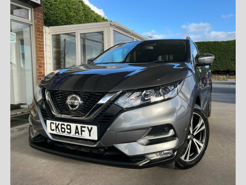 Nissan Qashqai  1.3 DIG-T N-Connecta SUV 5dr Petrol Manual Euro 6 