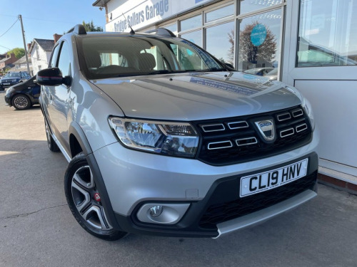 Dacia Sandero Stepway  0.9 TCe Techroad Hatchback 5dr Petrol Manual Euro 