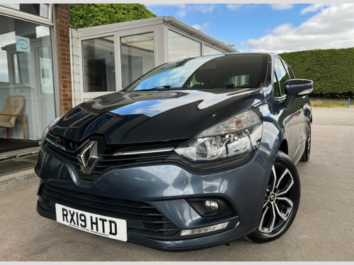 Renault Clio  1.5 dCi Play Hatchback 5dr Diesel Manual Euro 6 (s