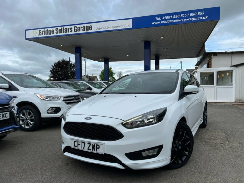 Ford Focus  1.5 TDCi ST-Line Hatchback 5dr Diesel Manual Euro 