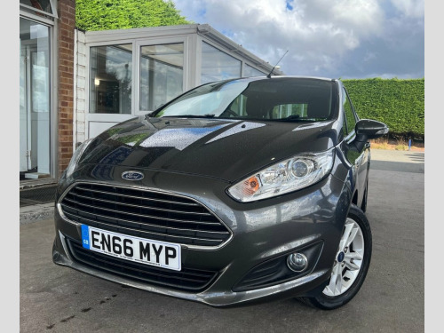 Ford Fiesta  1.25 Zetec Hatchback 5dr Petrol Manual Euro 6 (82