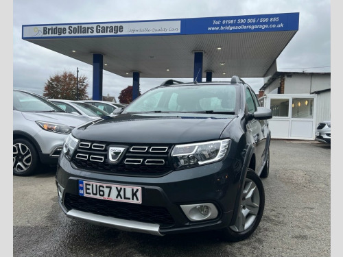 Dacia Sandero Stepway  0.9 TCe Laureate Hatchback 5dr Petrol Manual Euro