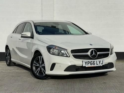 Mercedes-Benz A-Class  1.5 A180d SE (Executive) Hatchback 5dr Diesel Manu