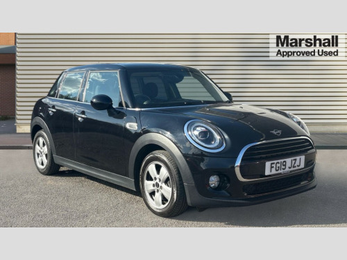 MINI Hatchback  HATCHBACK 1.5 Cooper Classic II 5dr