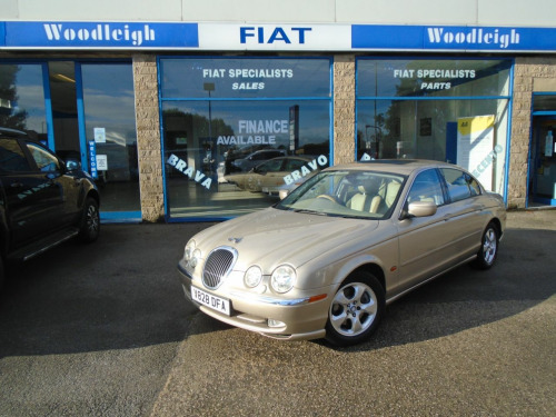 Jaguar S-TYPE  3.0 V6 SE 4dr Auto