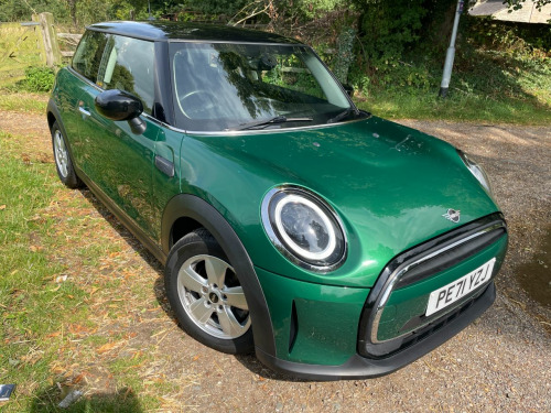 MINI Hatchback  1.5 Cooper Classic 3dr Auto