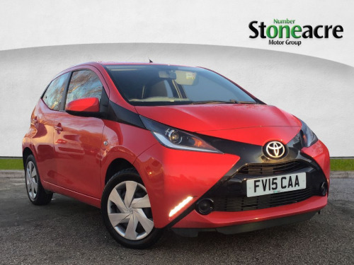 Toyota AYGO  1.0 VVT-i x-play Hatchback 5dr Petrol x-shift EU5 (68 ps)