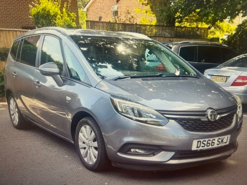 Vauxhall Zafira Tourer  1.6 CDTi ecoFLEX SRi Nav