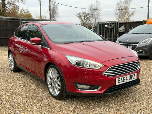 Ford Focus  1.0 T EcoBoost Titanium X