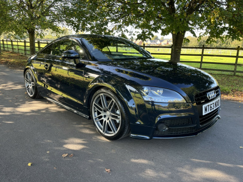 Audi TT  2.0 TDI Black Edition