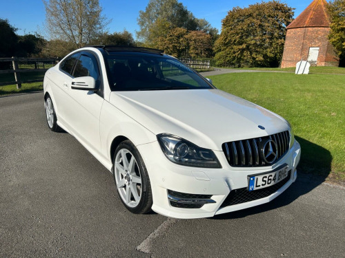 Mercedes-Benz C-Class C180 C180 1.6 AMG PREMIUM PLUS COUPE AUTO ONLY 41K FSH PAN ROOF SAT NAV WHITE