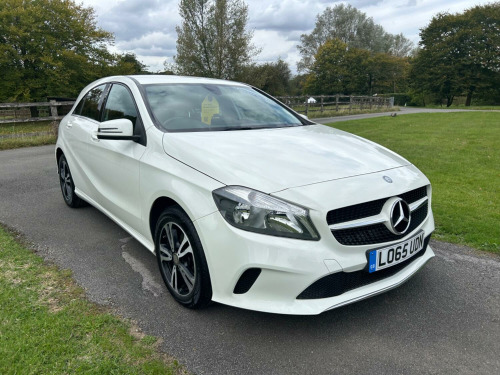 Mercedes-Benz A-Class A180 1.6 A180 SE