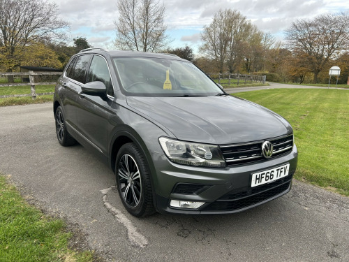 Volkswagen Tiguan  2.0 TDI BlueMotion Tech SE Navigation