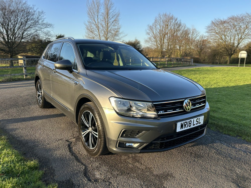 Volkswagen Tiguan  1.4 TSI SE Navigation 