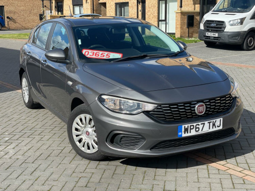 Fiat Tipo  1.3 Tipo Hatchback 1.3 Multijet Ii 95hp Easy