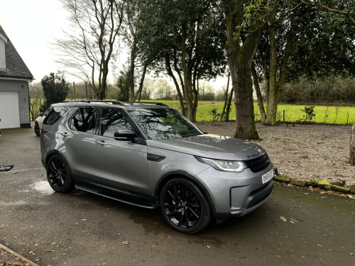 Land Rover Discovery  3.0 SD V6 HSE LuxuryRear dvd,Digital tv,Pan roof,Service history 
