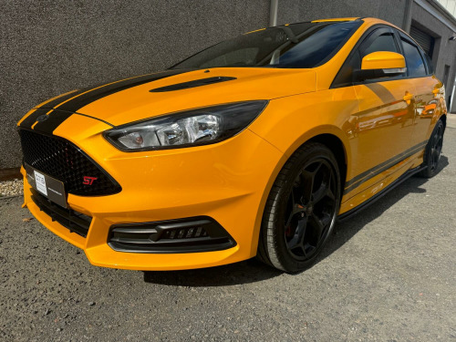 Ford Focus  2.0 T EcoBoost ST-2