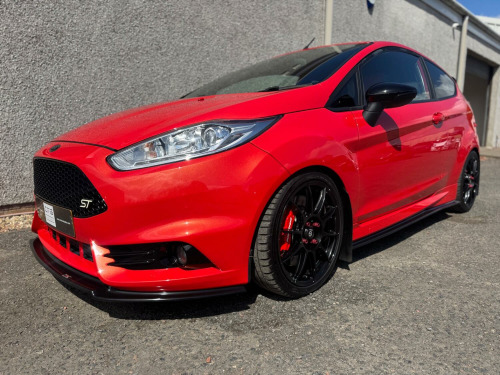 Ford Fiesta  1.6 T EcoBoost ST-3