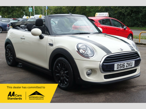 MINI Convertible  1.5 Cooper Convertible