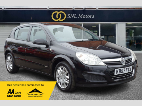 Vauxhall Astra  1.6 i 16v Club