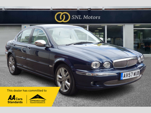 Jaguar X-TYPE  2.5 V6 SE