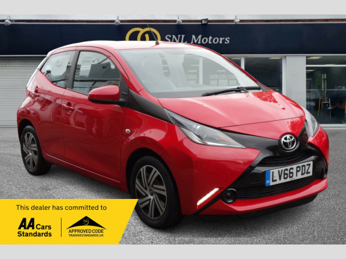 Toyota AYGO  1.0 VVT-i x-play