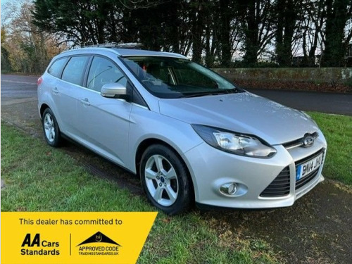 Ford Focus  1.6 Zetec Navigator Estate 5dr Petrol Manual Euro 