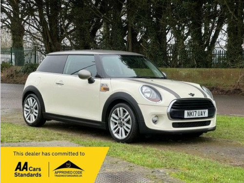 MINI Hatch  1.5 Cooper Seven Hatchback 3dr Petrol Manual Euro 