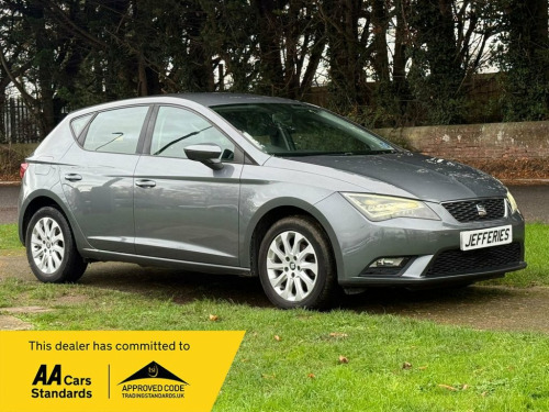 SEAT Leon  1.6 TDI CR SE Hatchback 5dr Diesel DSG Euro 5 (s/s 