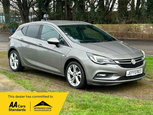 Vauxhall Astra  1.4i Turbo SRi Nav Hatchback 5dr Petrol Manual Eur 