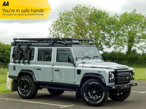 Land Rover Defender  2.4 110 TD XS STATION WAGON 5d 121 BHP