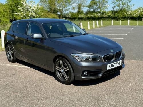 BMW 1 Series  1.5 118i Sport Hatchback 5dr Petrol Auto Euro 6 (s