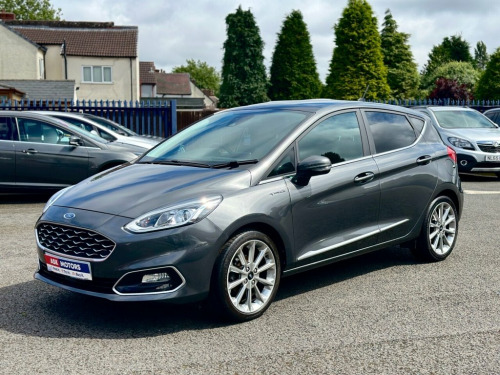 Ford Fiesta  1.0 VIGNALE 5d 124 BHP ONE REG KEEPER PANORAMIC RO