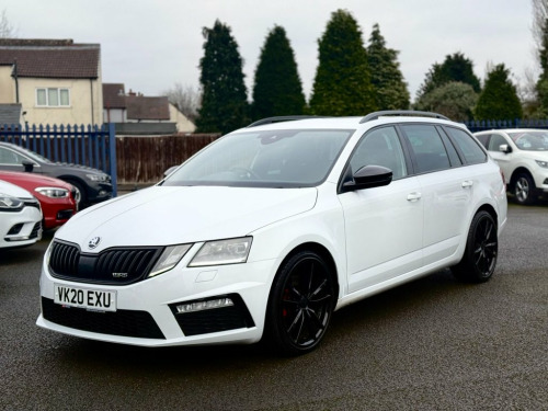 Skoda Octavia  2.0 TDI vRS Estate 5dr Diesel DSG 7Spd 4WD Euro 6 