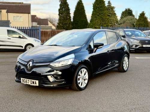 Renault Clio  0.9 TCe Dynamique Nav Hatchback 5dr Petrol Manual 