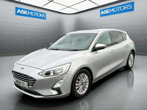 Ford Focus  1.0T EcoBoost Titanium Hatchback 5dr Petrol Manual 