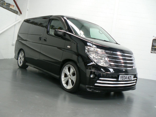 Nissan Elgrand  Top Of The Range Campers
