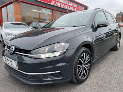 Volkswagen Golf  1.6 TDI SE 5dr DSG [Nav]