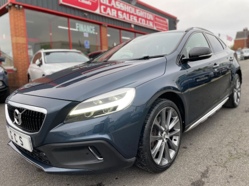 Volvo V40  D2 [120] Cross Country Pro 5dr Geartronic