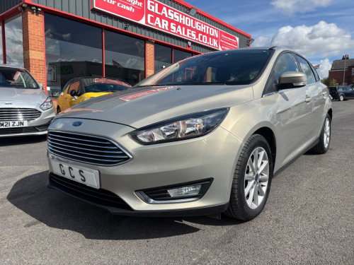 Ford Focus  1.6 125 Titanium 5dr Powershift -1 FORMER KEEPER-