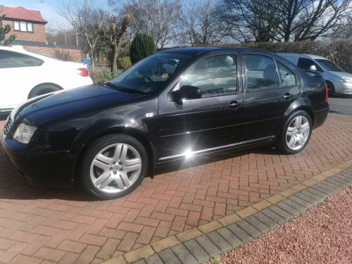 Volkswagen Bora  2.8 V6 4MOTION 4dr