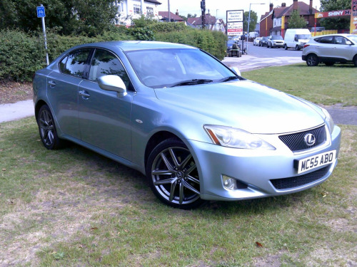 Lexus IS 220d SE 4dr