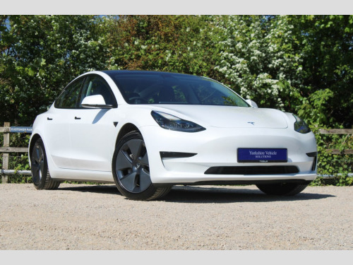 Tesla Model 3  Standard Range Plus Auto RWD 4dr