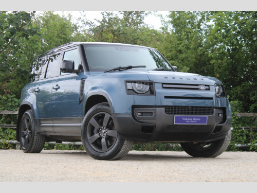 Land Rover Defender  110 3.0 D300 MHEV SE Hard Top SUV Auto 4WD MWB Euro 6 (s/s) 5dr
